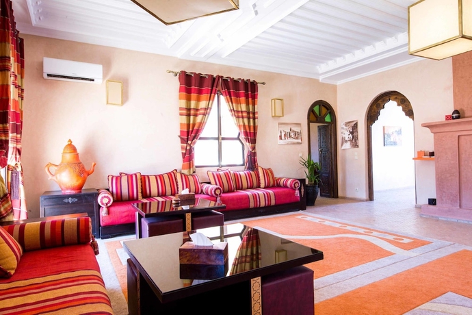 Imagen de los interiores del Casa de Huéspedes Domaine Du Douar. Foto 16