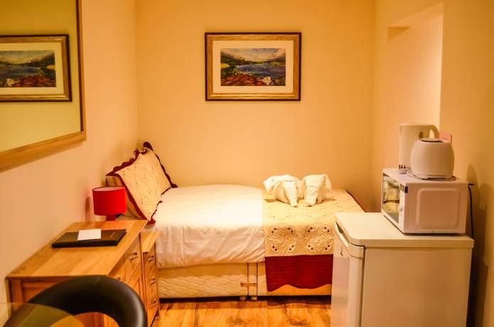 Imagen de la habitación del Casa de Huéspedes Edinburgh City Suites. Foto 12