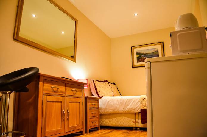 Imagen de la habitación del Casa de Huéspedes Edinburgh City Suites. Foto 13