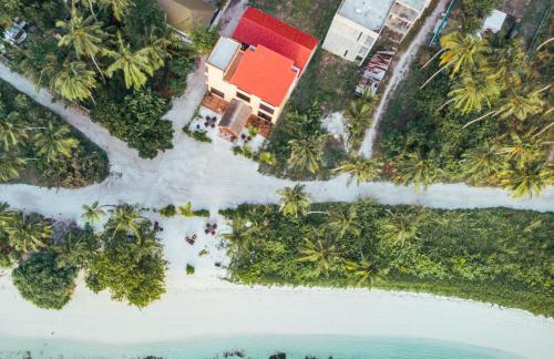 Imagen de los exteriores del Casa de Huéspedes Endheri Sunset Dhangethi. Foto 16