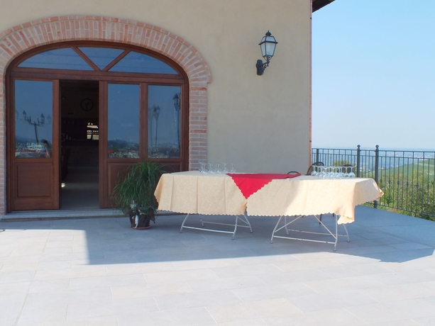Imagen de los exteriores del Casa de Huéspedes Enolocanda Del Tufo - Guest House. Foto 12