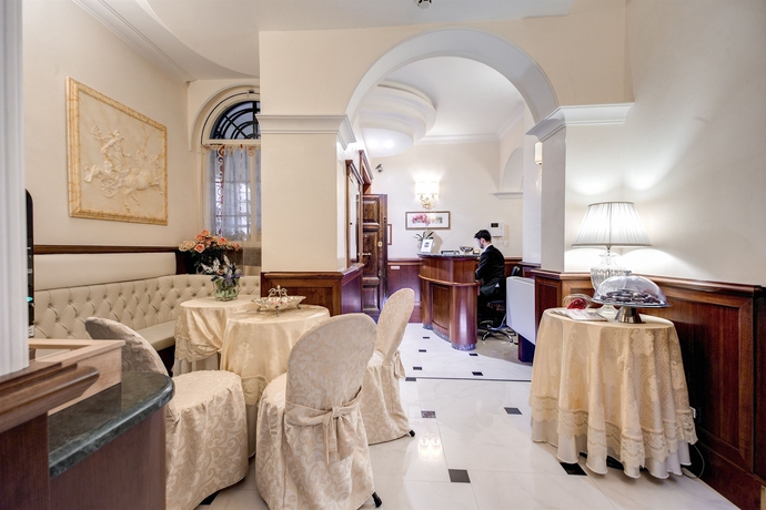 Imagen de los interiores del Casa de Huéspedes Esedra Inn. Foto 16