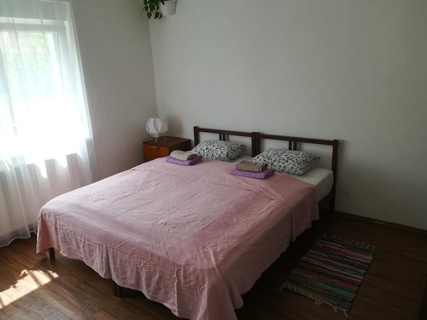 Imagen de la habitación del Casa de Huéspedes Family Guesthouse GreenSLO. Foto 9