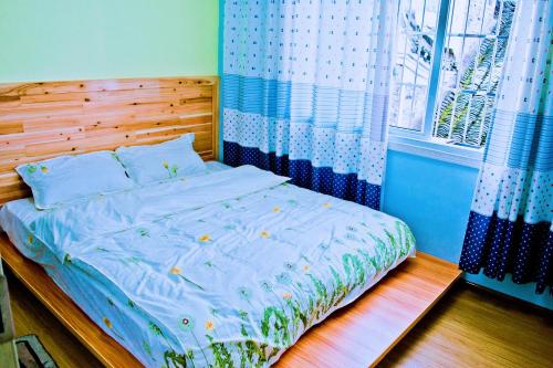 Imagen de la habitación del Casa de Huéspedes Fenghuang Xianhou Time Boutique. Foto 5