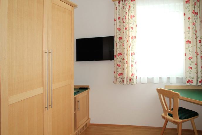 Imagen de la habitación del Casa de Huéspedes Gasthof Pension Appartements Zur Gams. Foto 4