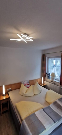 Imagen de la habitación del Casa de Huéspedes G&auml;stehaus Thaler. Foto 10