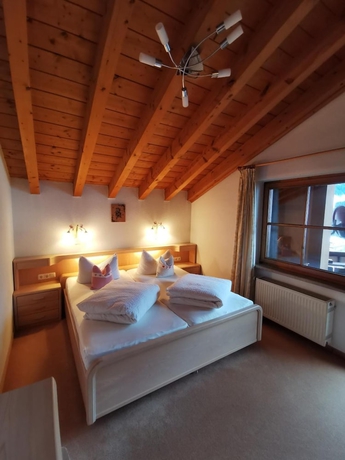 Imagen de la habitación del Casa de Huéspedes G&auml;stehaus Thaler. Foto 11