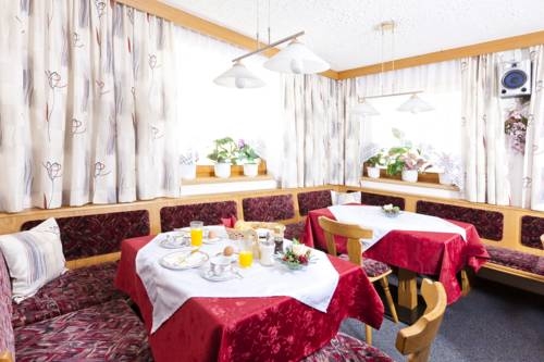 Imagen general del Casa de Huéspedes Gästeheim Schmiedhof. Foto 8