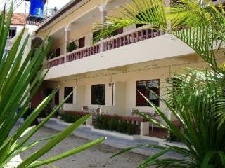 Imagen general del Casa de Huéspedes Gay Hostal Puerta del Sol Phuket. Foto 1