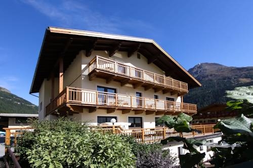 Imagen general del Casa de Huéspedes Haus Montjola. Foto 8