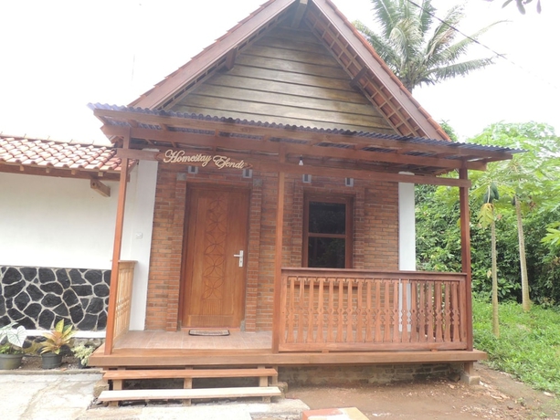 Imagen de los interiores del Casa de Huéspedes Homestay Effendi Borobudur Syariah by Ndalem Beong. Foto 13