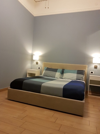 Imagen de la habitación del Casa de Huéspedes Hotel Meublè Santa Chiara Suite. Foto 12