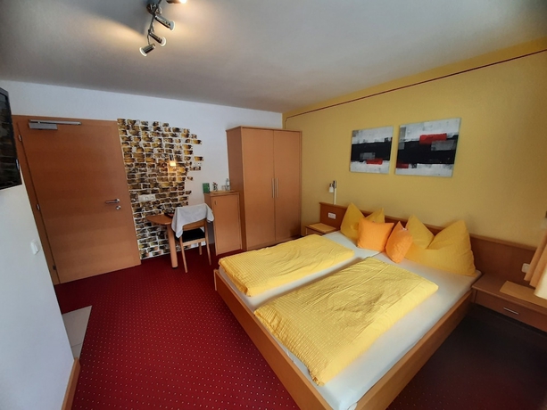 Imagen de la habitación del Casa de Huéspedes Hotel Pension Echo. Foto 12