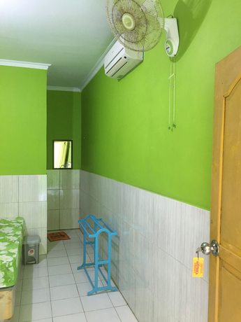 Imagen de la habitación del Casa de Huéspedes Hotel Trias Parangtritis. Foto 10