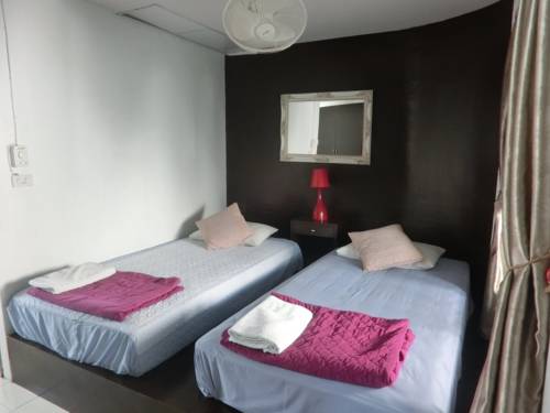 Imagen de la habitación del Casa de Huéspedes Hua Hin Paradise Guesthouse. Foto 16