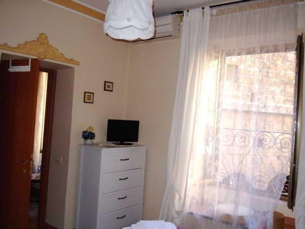 Imagen general del Casa de Huéspedes Il Grillo Ai Fori Romani. Foto 6