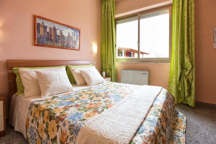 Imagen general del Casa de Huéspedes Il Sole, Porto Torres. Foto 8