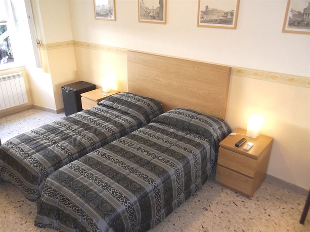 Imagen de la habitación del Casa de Huéspedes Inn Centre. Foto 2