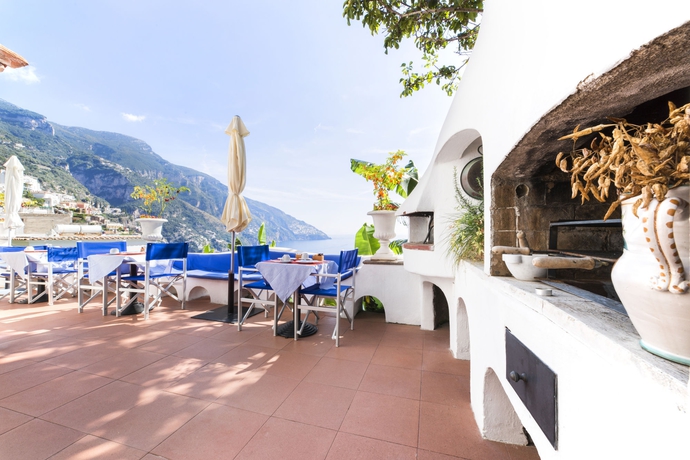 Imagen del bar/restaurante del Casa de Huéspedes La Casa Di Peppe Guest House and Villa. Foto 4