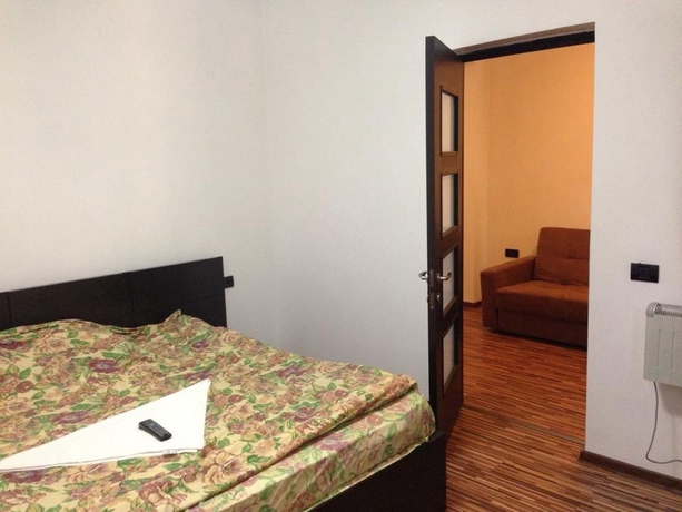 Imagen de la habitación del Casa de Huéspedes La Vila Maria, Bucarest. Foto 7