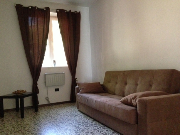 Imagen general del Casa de Huéspedes La Vila Maria, Bucarest. Foto 2