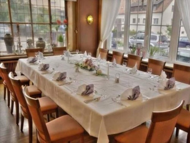 Imagen general del Casa de Huéspedes Landgasthof Hirsch, Remshalden. Foto 4