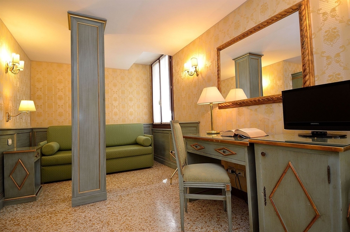 Imagen de los interiores del Casa de Huéspedes Locanda La Corte, Venecia. Foto 16