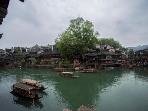 Imagen de la habitación del Casa de Huéspedes Lqj Riverside. Foto 4