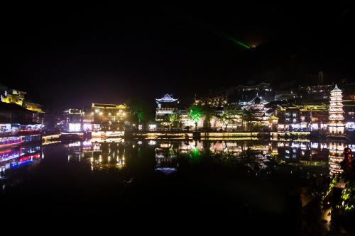 Imagen general del Casa de Huéspedes Lqj Riverside. Foto 2