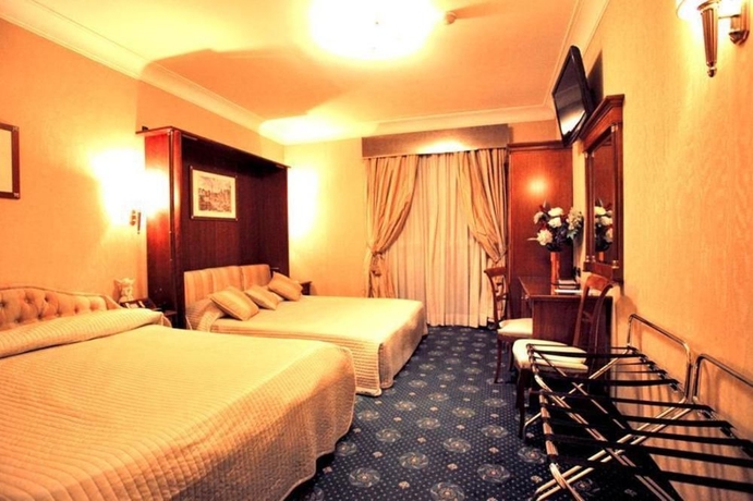 Imagen de la habitación del Casa de Huéspedes Luxury Rooms H 2000 Roma. Foto 4