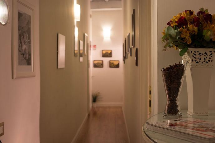 Imagen de los interiores del Casa de Huéspedes Magenta Collection Cancello. Foto 14