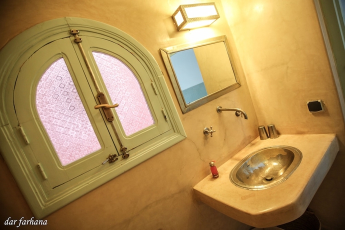 Imagen de la habitación del Casa de Huéspedes Maison D'h&ocirc;tes Dar Farhana. Foto 14