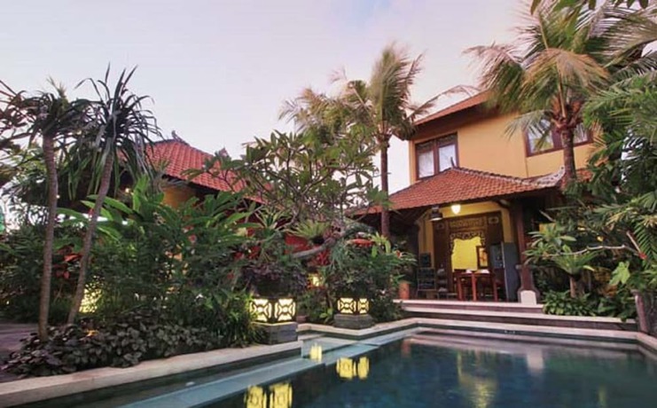 Imagen de la piscina del Casa de Huéspedes Mawa House By Pramana Villas. Foto 10