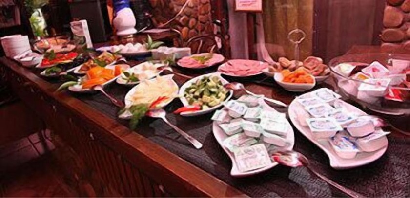 Imagen del bar/restaurante del Casa de Huéspedes Mila Pansiyon. Foto 5