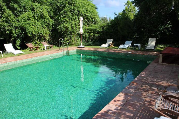 Imagen de la piscina del Casa de Huéspedes Molinos De Fuenteheridos. Foto 8