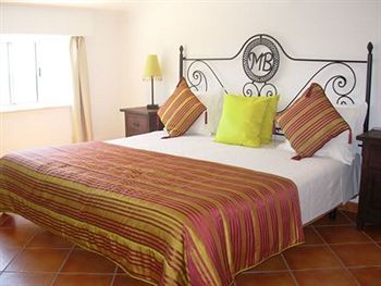 Imagen de la habitación del Casa de Huéspedes Monte Da Bravura Green Resort. Foto 3