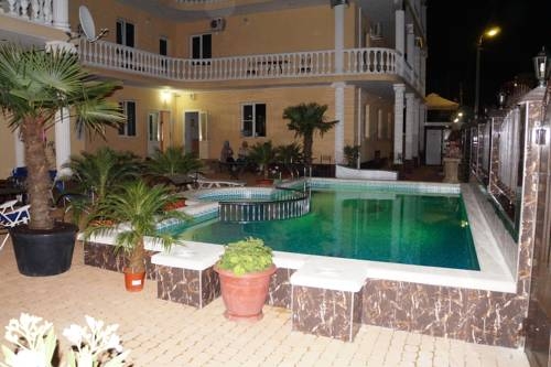 Imagen general del Casa de Huéspedes Natela. Foto 3