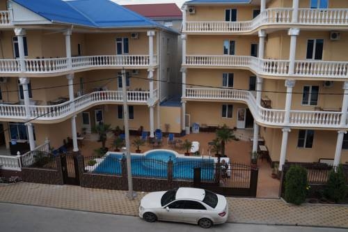 Imagen general del Casa de Huéspedes Natela. Foto 4