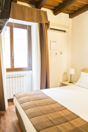Imagen de la habitación del Casa de Huéspedes Navona Residenza de Charme, Plaza Navona. Foto 9