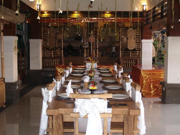 Imagen del bar/restaurante del Casa de Huéspedes OYO 482 Anika Guest House. Foto 2