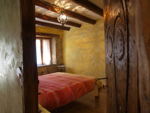 Imagen general del Casa de Huéspedes O&acute;porron. Foto 8