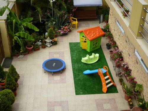 Imagen general del Casa de Huéspedes Oranzhevoye Nebo. Foto 4