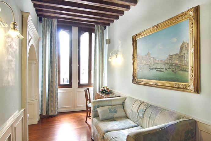 Imagen de los interiores del Casa de Huéspedes Palazzo La Scala. Foto 10