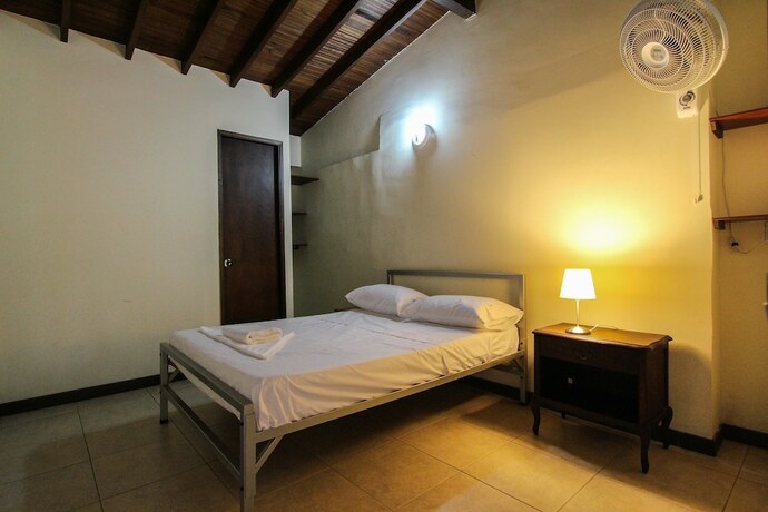 Imagen de la habitación del Casa de Huéspedes Poblado, MEDELLIN. Foto 13