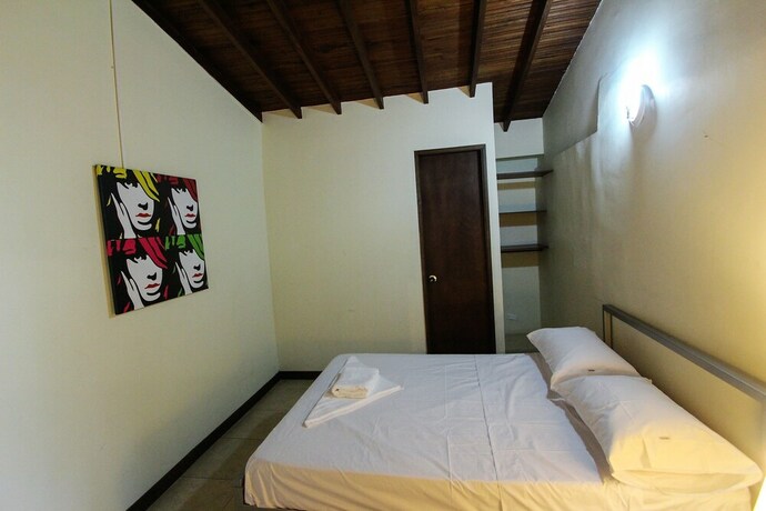 Imagen de la habitación del Casa de Huéspedes Poblado, MEDELLIN. Foto 18
