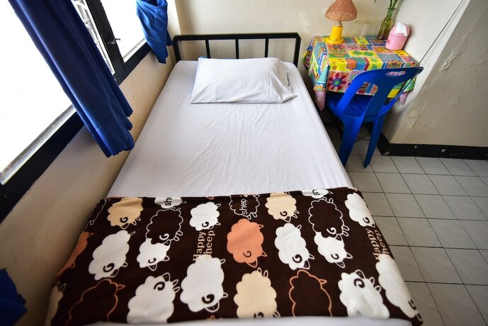 Imagen de la habitación del Casa de Huéspedes Prasuri Guest House. Foto 13
