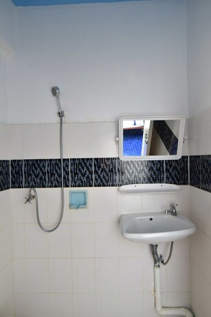 Imagen de la habitación del Casa de Huéspedes Prasuri Guest House. Foto 35
