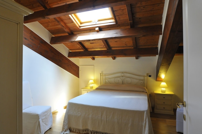 Imagen de la habitación del Casa de Huéspedes Quart&eacute; Say&agrave;l. Foto 2
