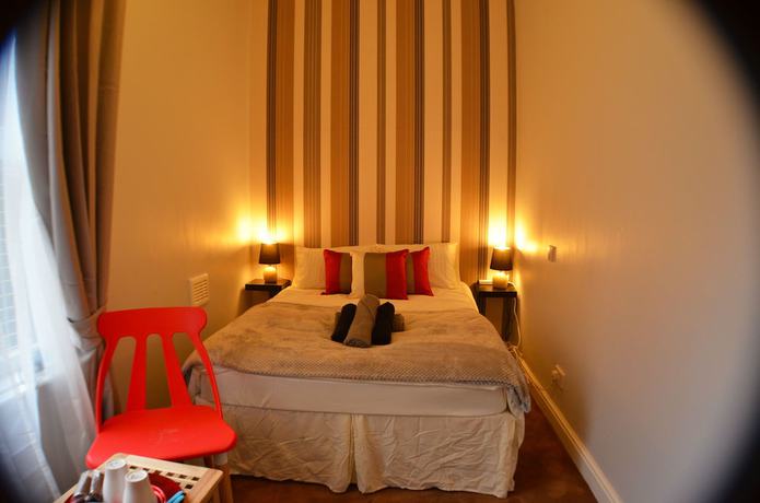 Imagen de la habitación del Casa de Huéspedes Queens Guesthouse Manchester. Foto 4