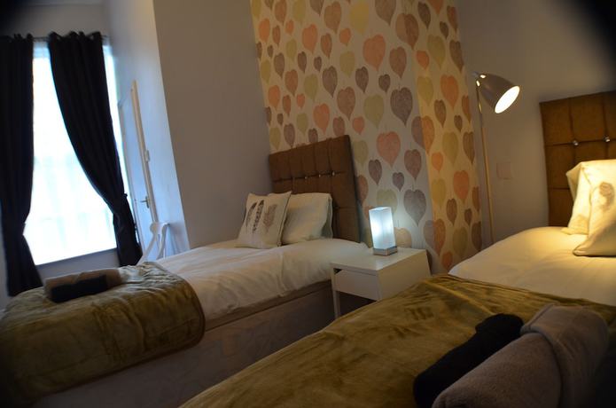 Imagen de la habitación del Casa de Huéspedes Queens Guesthouse Manchester. Foto 5